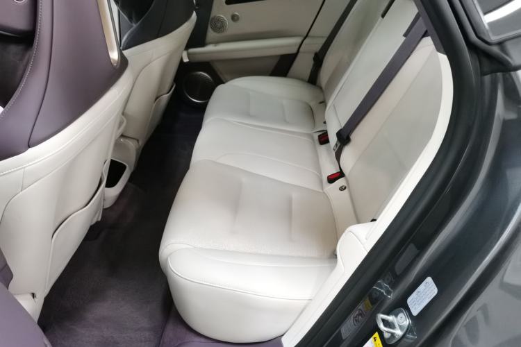 Used Avatr 06 2025 Max All-Electric Version