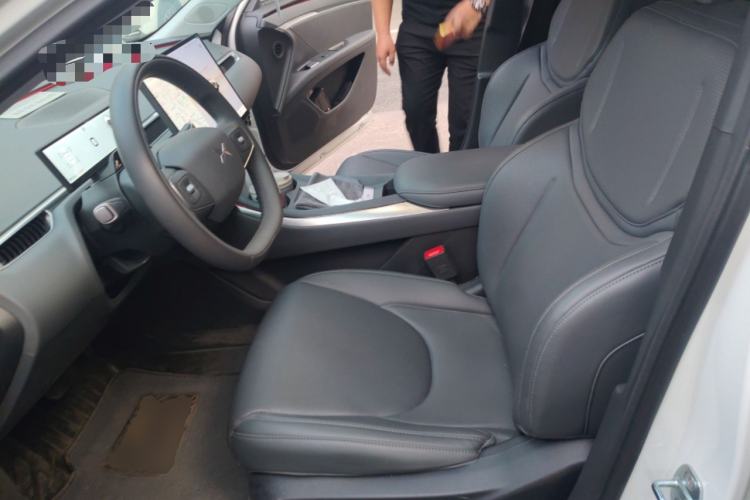 Used XPeng MONA M03 2025 600 with Ultra-Long Range Max Left Front Seat