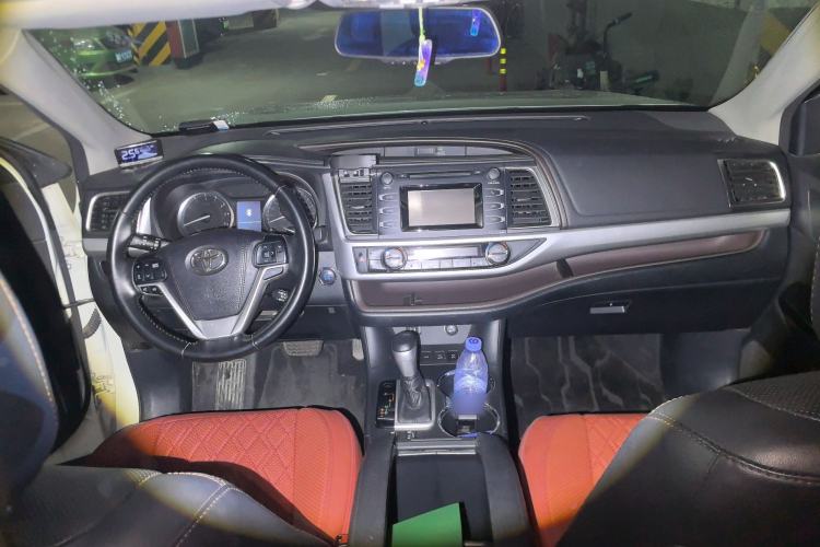 Used Toyota Highlander 2017 2.0T Four-Wheel Drive Luxury Edition 7 Seats