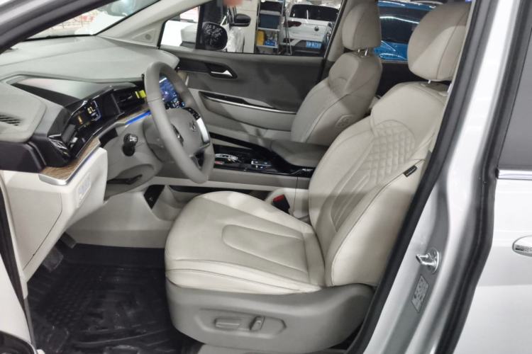 Used Hyundai Custo 2024 270TGDi TOP Smart Luxury Flagship Edition
