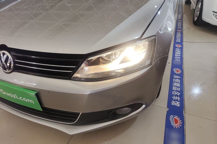 Used Volkswagen Sagitar 2014 Revised Version 1.4TSI Automatic Luxury Edition Left Front Headlight