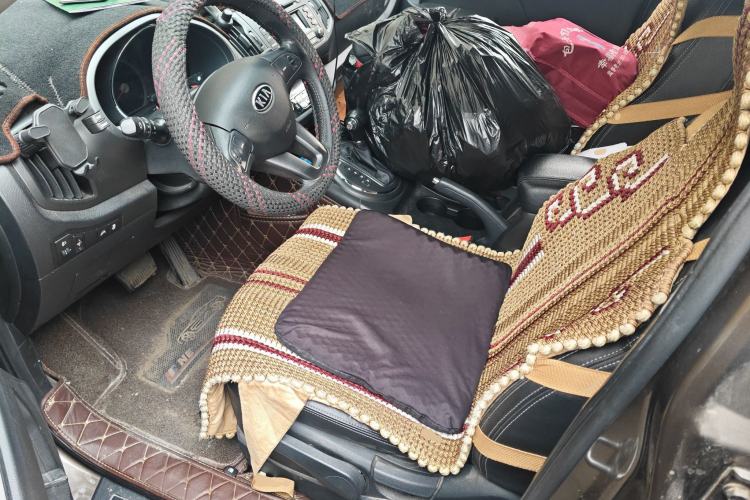 Used Kia Sportage R 2012 2.0L Automatic Two-Wheel Drive GLS
