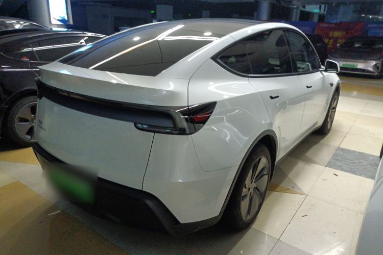 Used Tesla Model Y 2025 Rear-Wheel Drive First Edition
