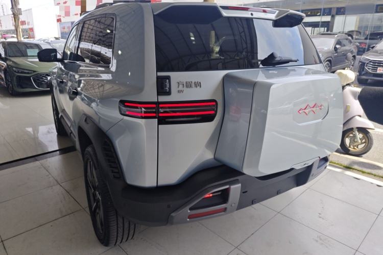 Used Formula Leopard Titanium 3 2025 501KM All-Wheel Drive Intelligent Driving Ultra Version