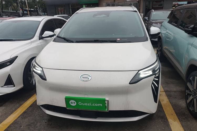 Used AION Y 2023 Younger