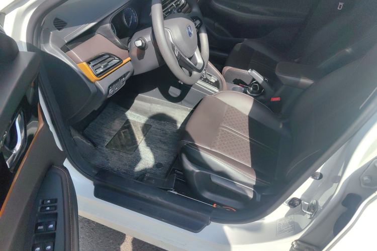 Used CHANGAN Eado DT 2019 1.6L Automatic Smart Enjoyment Model China VI Standard Driver Seat