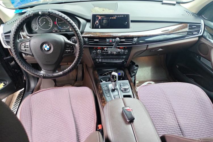 Used BMW X5 2015 xDrive28i
