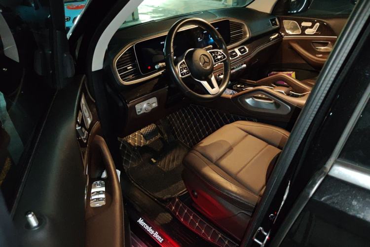 Used Mercedes-Benz GLE 2022 GLE 350 4MATIC Stylish Model Driver Seat