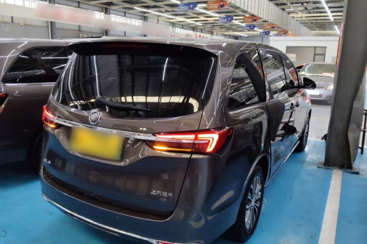 Used Buick GL8 2023 Land Executive Class Comfort Model
