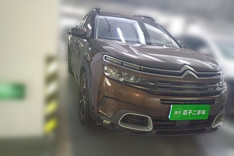 Used Citroen C5 AIRCROSS 2017 380THP Luxury Model Front Right 45 Deg
