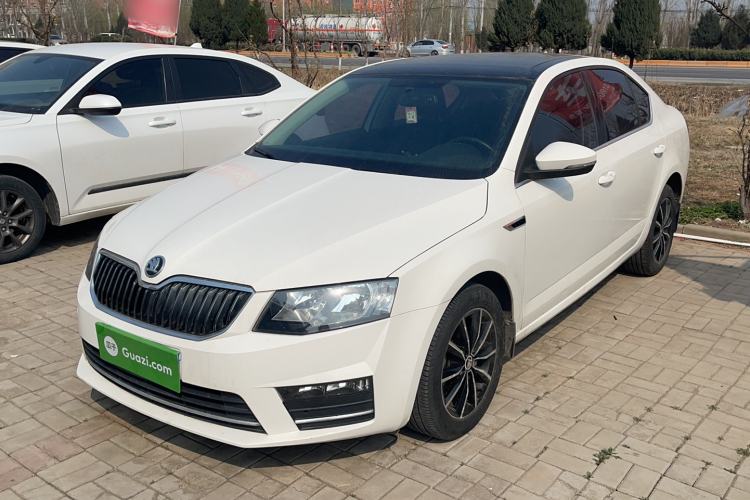 Used Skoda Octavia 2017 1.6L Automatic Smart Drive Edition