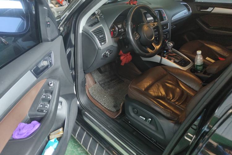 Used Audi Q5 2016 40 TFSI Comfort Model
