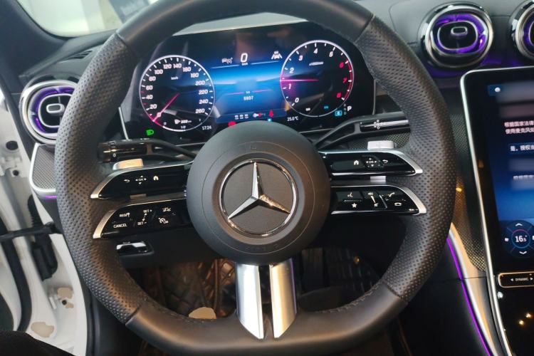 Used Mercedes-Benz C-Class 2025 C 260 L Obsidian Night Sport Edition Steering Wheel