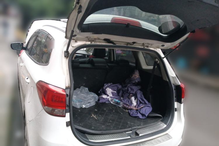 Used Kia Carens 2013 2.0L 7-Seater Automatic Comfort Edition China IV Standard