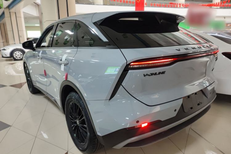 Used Venucia V 2021 260T Idol Edition
