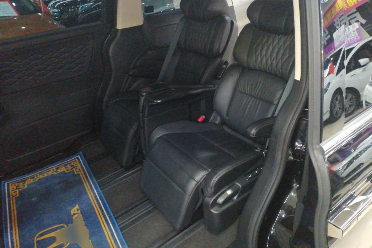 Used Honda Elysion 2022 2.0L eHEV Luxury Edition Left Rear Seat