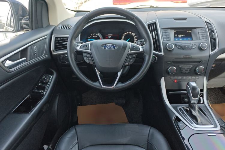 Used Ford Edge 2018 Facelifted EcoBoost 245 Two-Wheel-Drive Platinum Edition 5 Seats China V Emission Standard