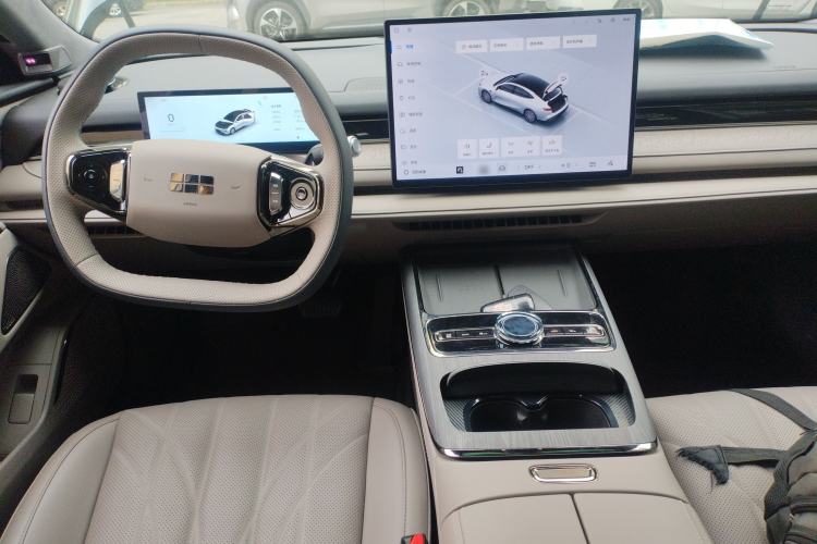 Used Geely Galaxy 8 2025 130km EM-P Exploration Edition Center Console