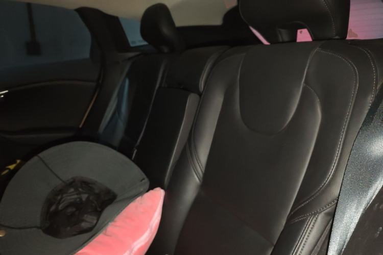 Used Volvo V40 2016 T3 Zhiyi Edition
