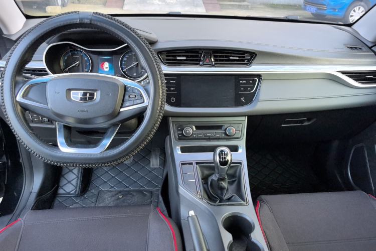 Used Geely Auto Emgrand 2019 Leading Edition 1.5L Manual Luxury Model China VI Standard
