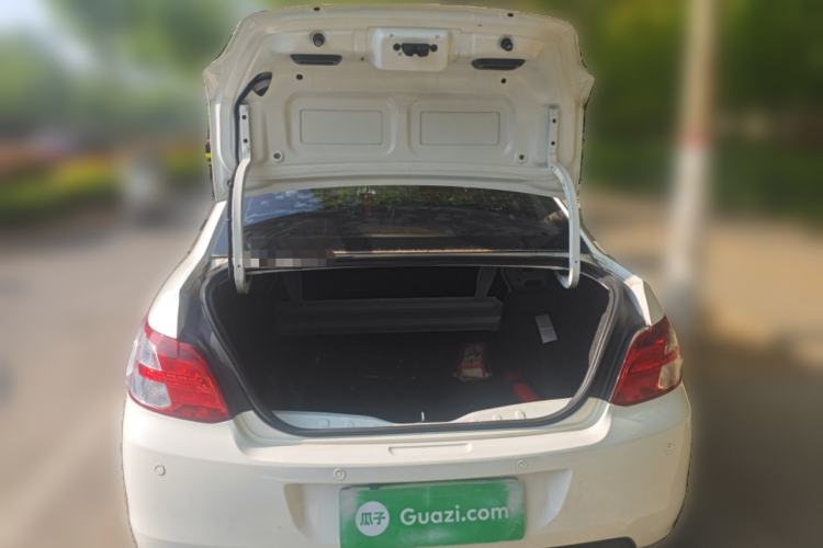 Used Peugeot 301 2014 1.6L Manual Comfort Edition Trunk