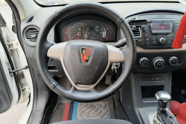 Used Roewe 350 2015 1.5L Automatic Luxury Sunroof Edition Steering Wheel