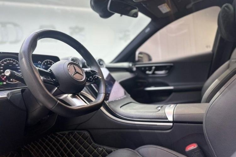 Used Mercedes-Benz C-Class 2022 C 260 L Sport Edition Interior 2