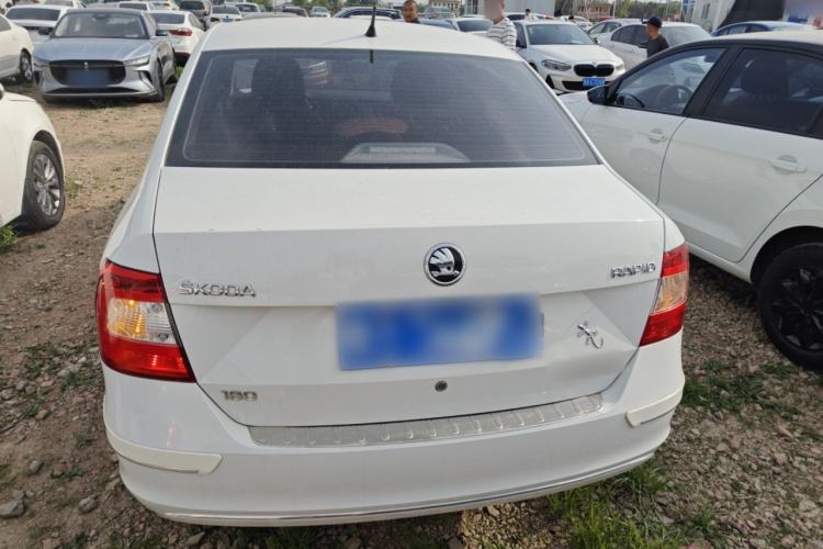 Used Skoda Rapid 2016 1.6L Manual Front-Wheel-Drive Version Rear