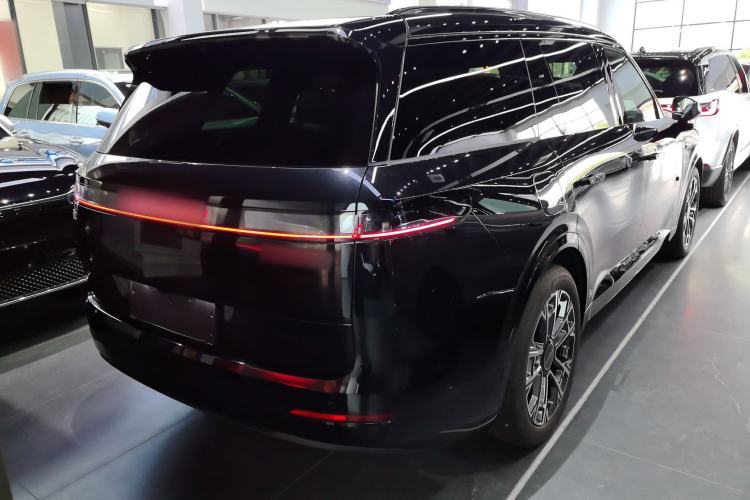 Used Lynk & Co 900 2025 2.0T Ultra
