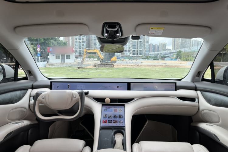 Used IM LS6 2023 Max Standard Edition Interior 1