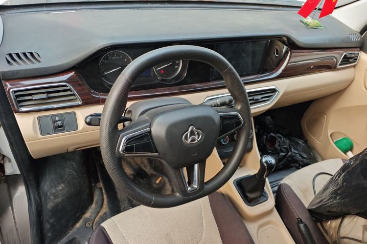 Used CHANGAN KUAYUE Xing V5 2021 1.6L Jinbao Edition Comfort Version DAM16KR