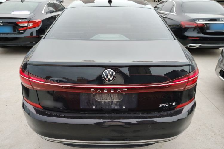 Used Volkswagen Passat 2022 330TSI Starry Luxury Edition