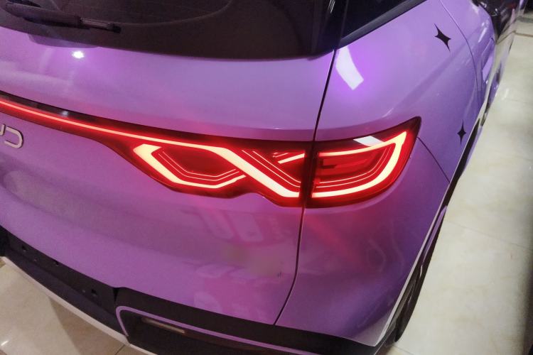 Used BYD Yuan UP 2025 Intelligent Driving Version 401 km Beyond-Range Edition