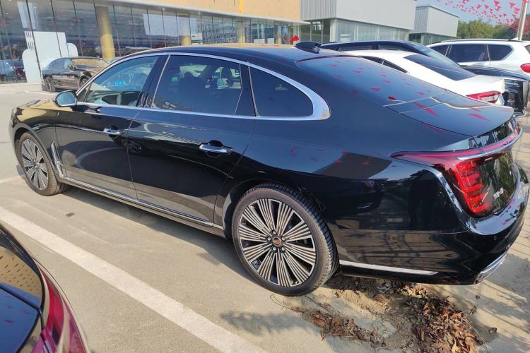 Used Hongqi H9 2025 2.0T Two-Wheel Drive Flagship Luxury Business Edition 5 Seats