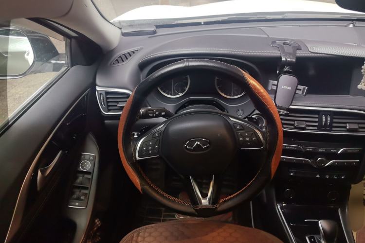 Used Infiniti QX30 2017 2.0T Four-Wheel Drive Fashion Edition