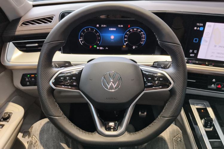 Used Volkswagen Tavendor 2023 380TSI Four-Wheel Drive R-Line Cruise Edition
