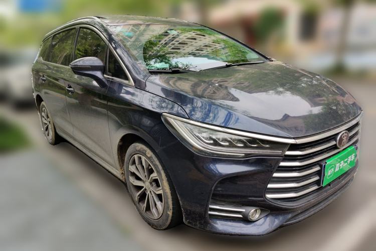 Used BYD Song MAX 2019 1.5T Automatic Smart Connect Ruiyi Sunroof Version 6 Seats China VI Standard Front Right 45 Deg