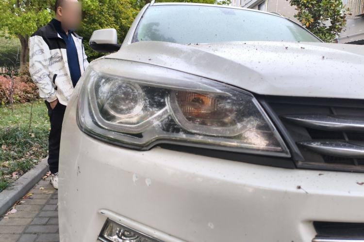 Used Hanteng X7 2016 1.5T Manual Luxury Edition Right Front Headlight