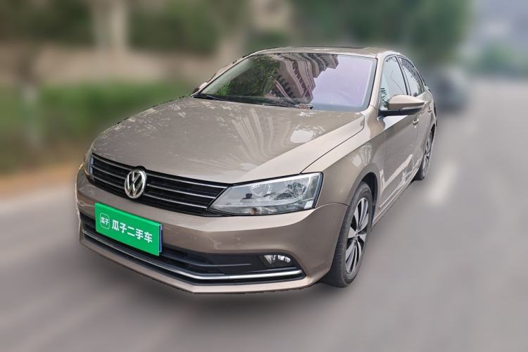 Used Volkswagen Sagitar 2017 230TSI Automatic Comfort Version