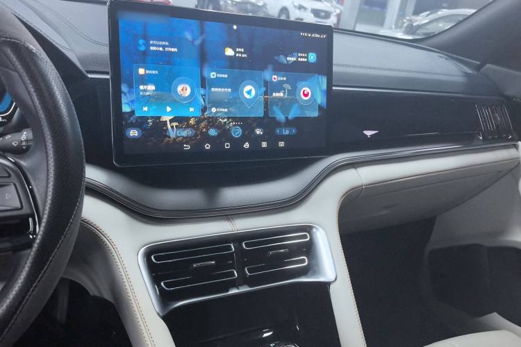 Used BYD Song PLUS New Energy 2021 DM-i 110KM Flagship Model Audio And AC Panel