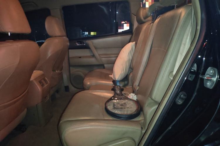 Used Toyota Highlander 2011 2.7L Two-Wheel Drive 5-Seater Elite Edition
