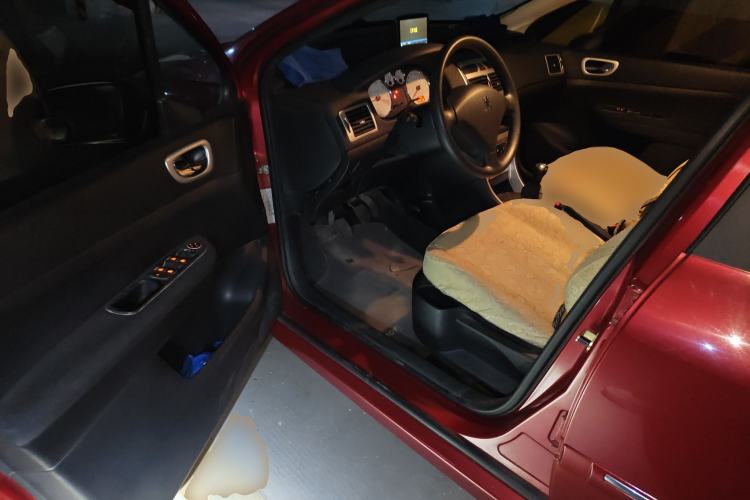 Used Peugeot 307 2010 Hatchback 1.6L Manual Comfort Edition