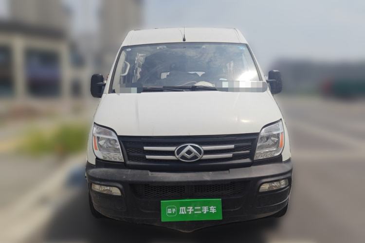 Used SAIC MAXUS Xintu V80 2019 2.5T Classic Version 6-Speed Manual – Aoyuntong Modified Long Wheelbase Mid-Height 7-Seater