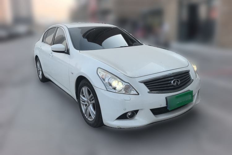Used Infiniti G Series 2010 G25 Sedan Luxury Sport Edition Front Right 45 Deg