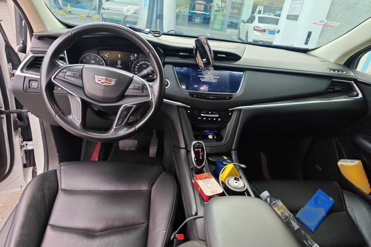 Used Cadillac XT5 2018 25T Luxury Model