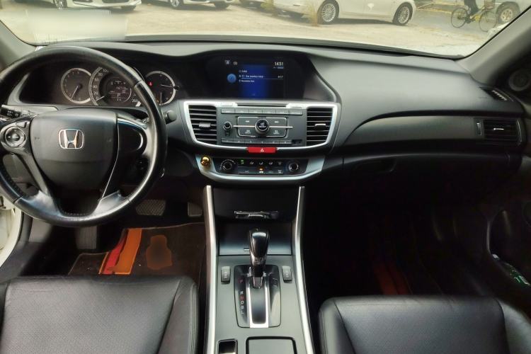 Used Honda Accord 2015 2.0L LXS Elite Edition Center Console