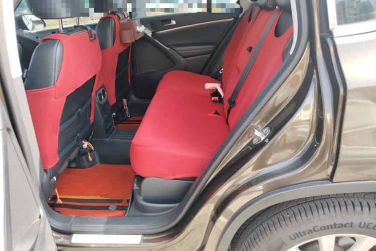 Used Volkswagen Tiguan 2017 300TSI Automatic Two-Wheel Drive Silk Road Comfort Edition Left Rear Seat