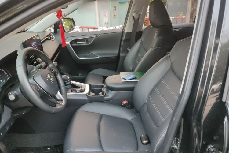 Used Toyota RAV4 2023 2.0L CVT Two-Wheel Drive Fashion Plus Edition