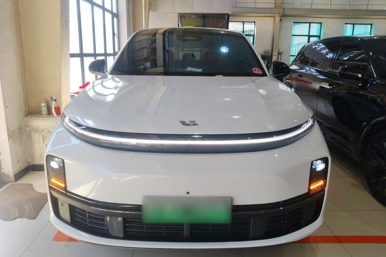 Used Li Auto L7 2023 Pro Model Front