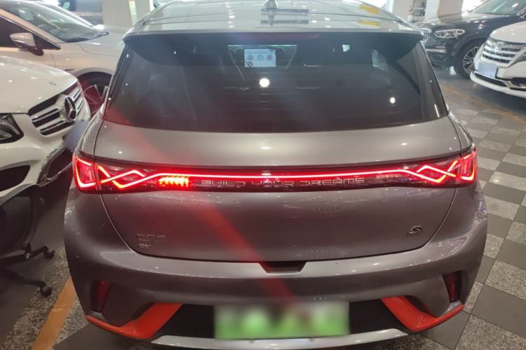 Used BYD Dolphin 2021 405 km Fashion Edition
